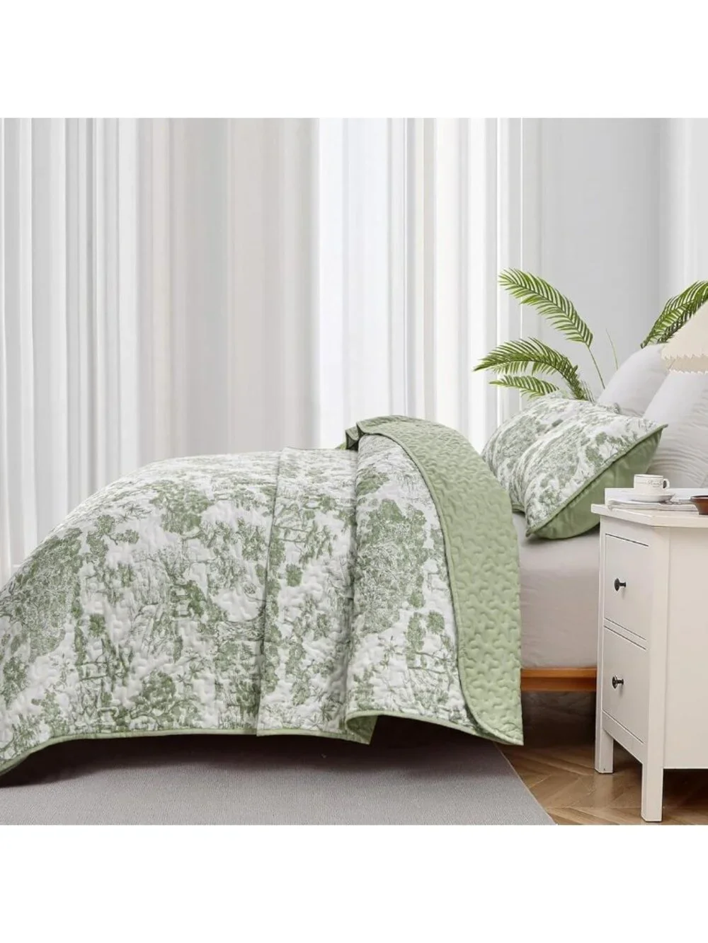 Sage Green King Quilt Set - Reversible Floral Botanical Bedding, 3-Piece